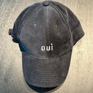 Clare V navy hat / never worn